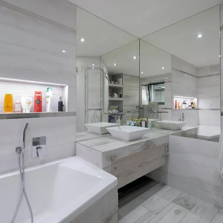 Semesterbostad Rodinny Dom Dubrava